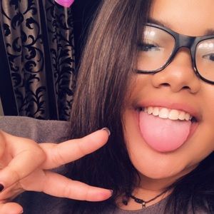 Meet your Posher, Kyla